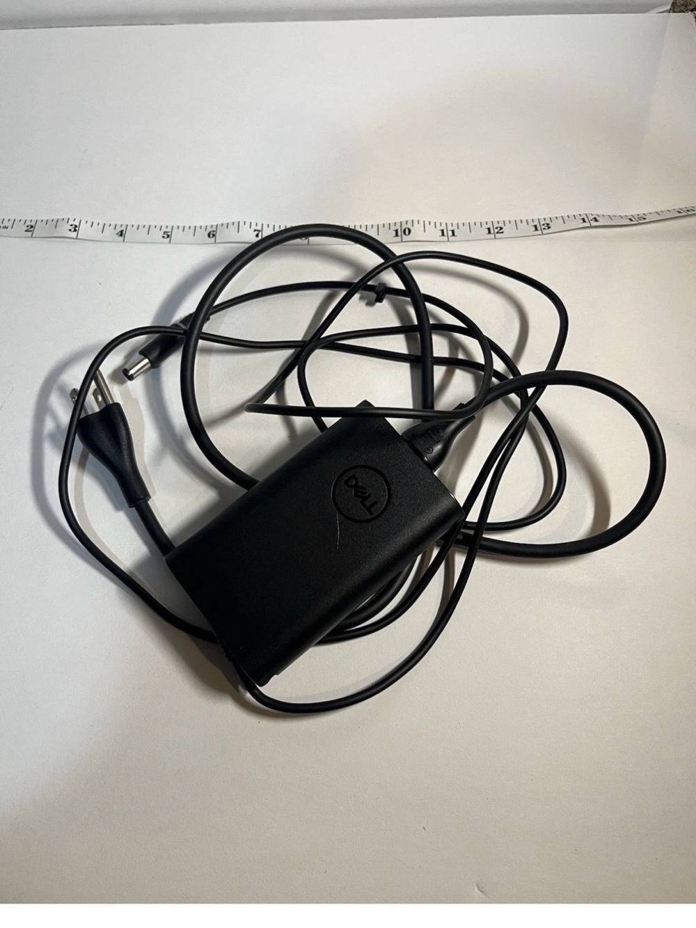 Dell LA65NM130 AC Power Adapter Charger 65W  – Tested & Working